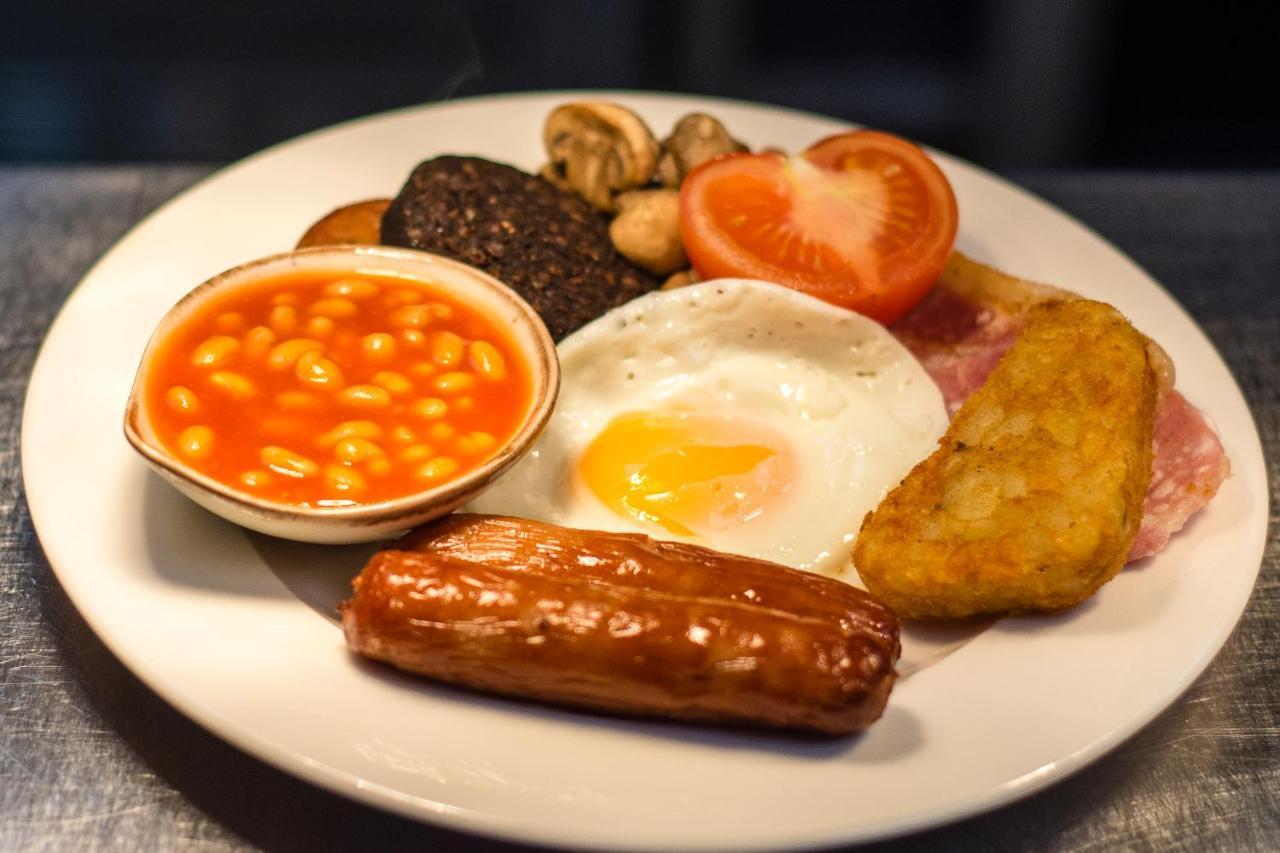 The Harbour Inn 번크라나 외부 사진