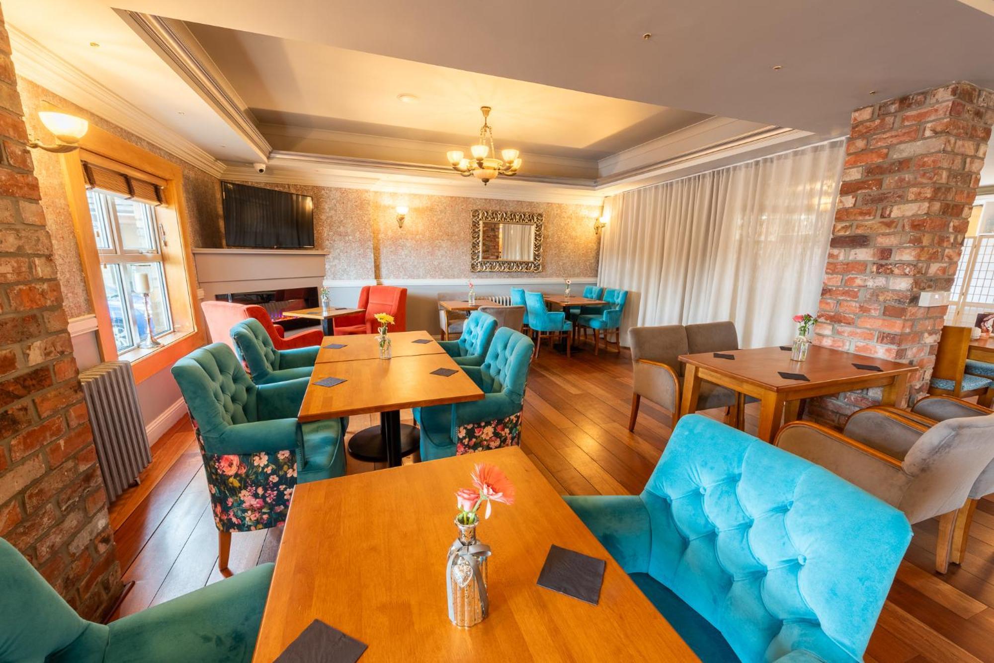 The Harbour Inn 번크라나 외부 사진